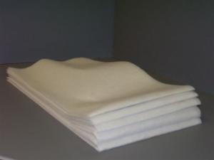 Kerri Klean Heavy Duty White Towel, 13.5 x 24 inch - 72 per case.