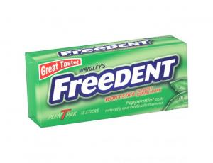 Wrigley Freedent Peppermint Bubble Gum - 360 per case.