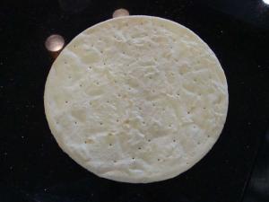 Alive and Kicking Par Baked Pizza Crust, 16 inch - 144 per case.