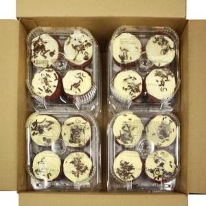 The Dream Factory Red Velvet Medium Cupcake, 12.54 Ounce8 per case.