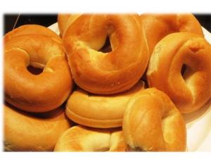 Burry Foodservice Thaw and Sell Sliced Plain Bagel, 1 Ounce168 per case.
