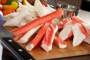 Oyster Bay Imitation Crab Meat, 2.5 Pound - 12 per case.