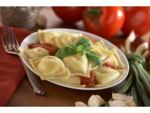 Rosina Food Pre Cooked Medium Square Cheese Ravioli Pasta 5lbs (PACK OF 2)