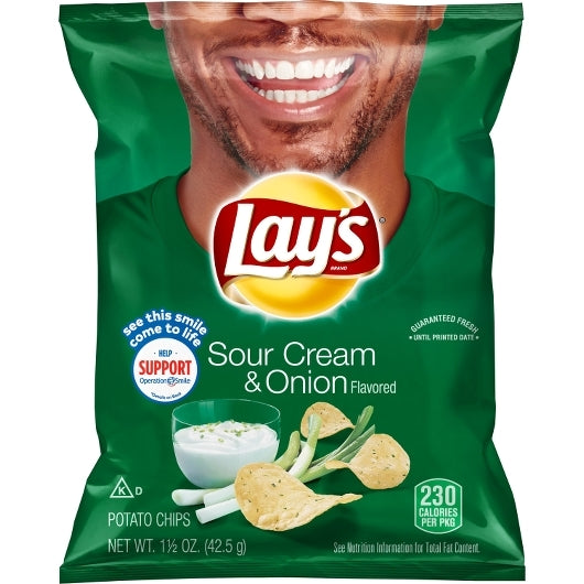 Lay's Sour Cream & Onion Potato Chips, 64 x 1.5 oz Case - DOT product image 3