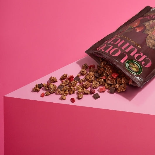 Love Crunch Organic Dark Chocolate & Red Berries Granola Pouch, 6 x 11.5 oz Case - Alternate product angle or state