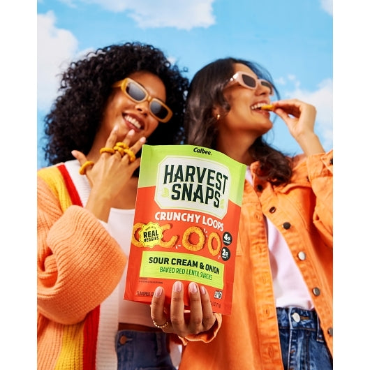 Harvest Snaps Red Lentil Crunchy Loops Sour Cream & Onion, 12 x 2.5 oz Case - DOT product image 7
