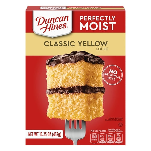 Duncan Hines Classic Yellow Cake Mix, 12 x 15.25 oz Case - Bakery & Desserts