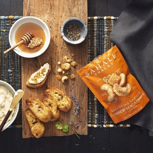 Sahale Tangerine Vanilla Cashew Macadamia, 6 x 4 oz Case - Alternate product angle or state