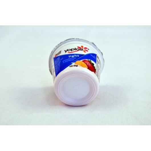 Yoplait Light Strawberry Yoplait Vacuum Pack Straw Strawberry Banana Light Yogurt, 1 x 48 ct Case - GS1 inner-pack image