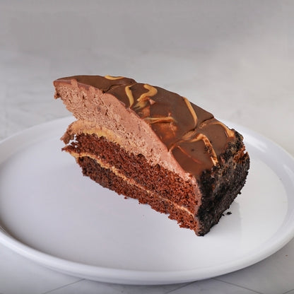 Diannes Gourmet Desserts Milk Chocolate Caramel Galaxy Cake, 14 Slices per Cake, 2 x 92 oz Case - DOT product image 6