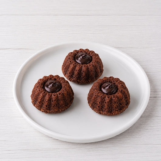 King's Pastry Mini Chocolate Bundt Cake with Chocolate Filling, 1 x 2.77 lb Case - Bakery & Desserts - image 2