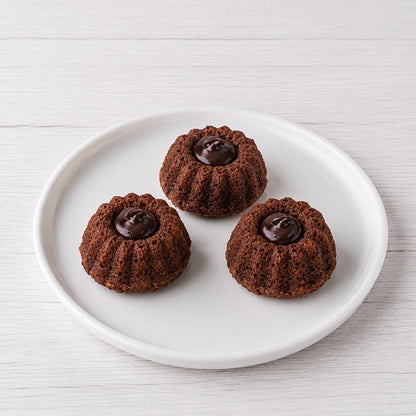 King's Pastry Mini Chocolate Bundt Cake with Chocolate Filling, 1 x 2.77 lb Case - Bakery & Desserts - image 2
