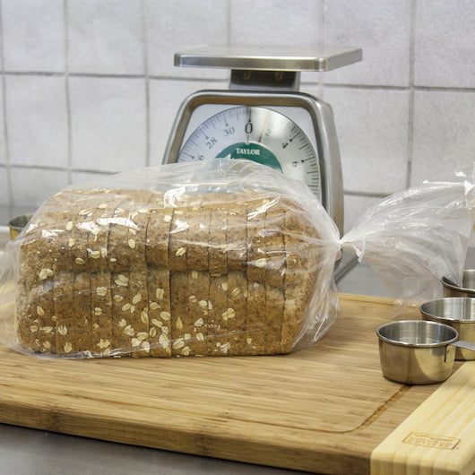 Tuffgards 8 Inch X 4 Inch X 18 Inch .6 Mil Low Density Roll Pack Easy Tear Clear Food Storage Bag, 1 x 1000 x 1000 each - GS1 product-in-use image