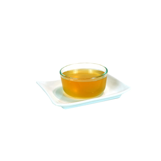 Vanee Chicken Broth, 12 x 49 oz Case - GS1 raw or uncooked product image