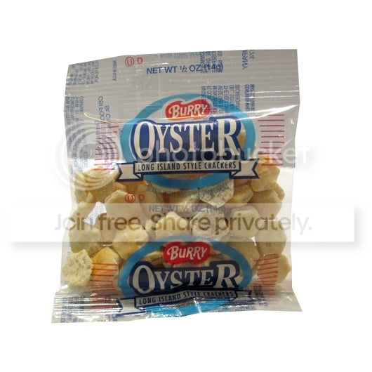 Burry Small Oyster Portion Pack Cracker, 150 x 0.5 oz Case - Crackers & Grahams