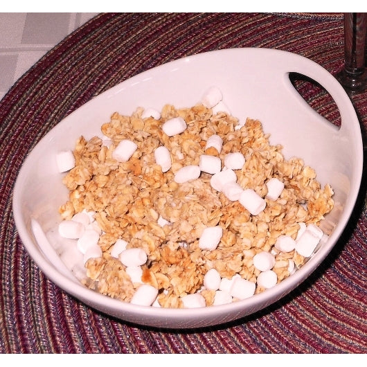Rockin'Ola Strawberry Granola With Mini Marshmallow, 250 x 30 GR Case - Bakery & Desserts