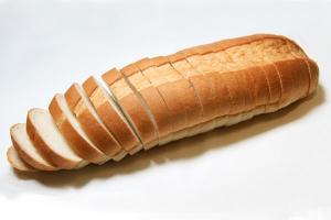Rotellas White Sliced French Bread Loaf, 16 Inch (21.61 OZ, 8 Per Case)