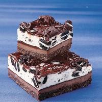 Sweet Street Unsliced Oreo Cookie Dream Bar - 4 per case.