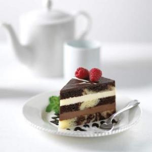 The Original Cakerie 12" x 16" Super Size Tuxedo Truffle Mousse Cake, Uncut, 2 x 185 oz Case