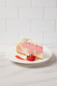 The Dream Factory Wild Strawberries and Cream 10 Inch Cheesecake