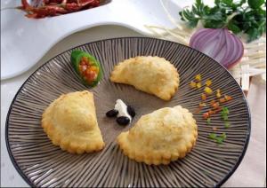 Cuisine Innovations Beef Empanada - 100 per case.