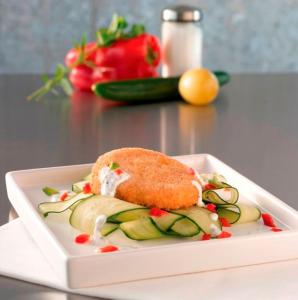 Sealegs Seafoods Lightly Breaded Crab Cake, 10 Pound - 1 each.