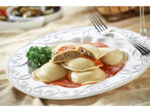 Rosina Food Products Celentano Large Meat Ravioli Round Pasta 22oz (PACK OF 12)